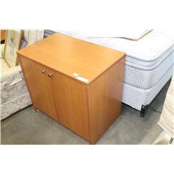 MAPLE 2-DOOR CUPBOARD