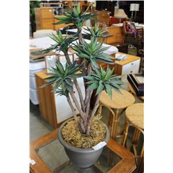 FAKE TREE IN PLANTER