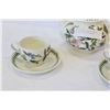 Image 4 : THE BOTANICAL GARDEN TEAPOT AND TWO CUPS AND SAUCERS