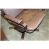 Image 2 : BROWN LEATHER SWIVEL ROCKER