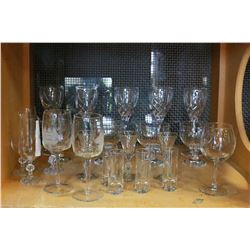 LOT OF ESTATE STEMWARE