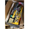 Image 2 : 16 TO 20 FOOT COLLAPSIBLE LADDER