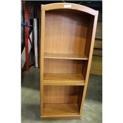 OAK BOOKSHELF