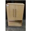 Image 1 : MAPLE 2-DOOR CABINET