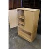 Image 2 : MAPLE 2-DOOR CABINET