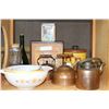 Image 1 : SHELF LOT OF PYREX BOWLS AND TINS AND THREE COPPER TEAPOTS