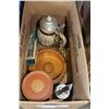 Image 1 : BEER STEIN AND VINTAGE BAR ITEMS