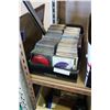 Image 1 : TRAY OF CDS