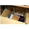 Image 1 : BOX OF CHINA PYREX ESTATE GOODS