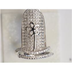 #41-STRELING SILVER CUBIC ZIRCONIA FLOWER
