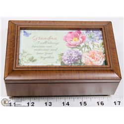 NEW MUSIC BOX WITH GRANDMA QUOTE