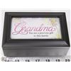 Image 1 : NEW MUSIC BOX WITH GRANDMA QUOTE