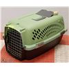 Image 1 : SMALL PETMATE PET TAXI W/ TRAVEL FOOD/WATER DISH