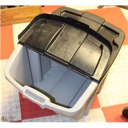 SUNCAST LARGE FLIP TOP STORAGE