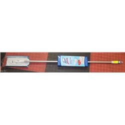LYSOL CLEAN FLIP SWEEPER