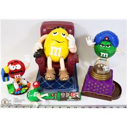 BOX WITH 4 M&Ms COLLECTIBLE CHARACTERS