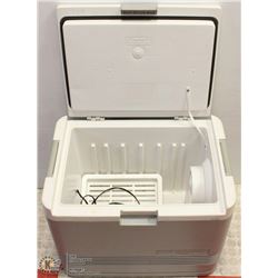 IGLOO 12V / 120V ELECTRIC TRAVELLING COOLER