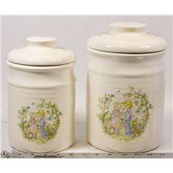 SET OF CERAMIC CANISTERS FEATURED LITTLE