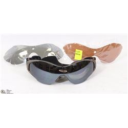 OUTDOOR SPORT SUNGLASSES WITH 2 EXTRA LENS SETS