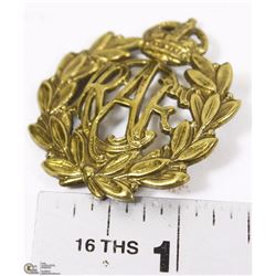WW II RCAF CAP BADGE
