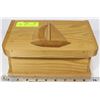 Image 1 : HANDMADE WOODEN BOX WITH SAILBOAT MOTIF
