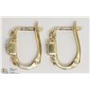 Image 2 : 10K YELLOW GOLD DIAMOND DROP STYLE EARRINGS