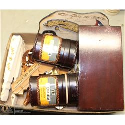 FLAT OF WOOD CARVED ORNAMENTS, KEY HOLDERS & MORE