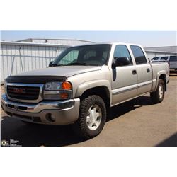 2005 GMC NEW SIERRA K1500 Z71