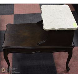 QUEEN  ANNE STYLE WOOD SIDE TABLE W/ REMOVABLE