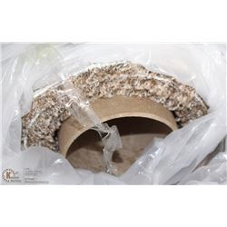 ROLL OF NEW CARPET - 8  X 12
