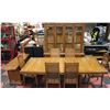 Image 1 : OAK BUFFET & HUTCH WITH TABLE, 2 LEAFS, 6 CHAIRS