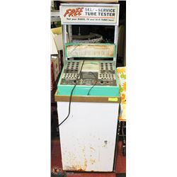 VINTAGE 1950S TUBE TESTER W/ OVER 70 TUBES