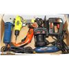 Image 1 : FLAT OF 6 ASSORTED POWER TOOLS