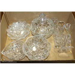 FLAT OF ASSORTED GLASSWARE & CRYSTAL BOWL