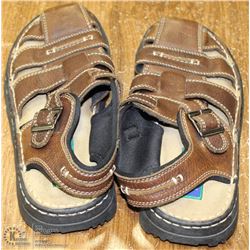 MENS MIDTOWN BEACH CO LEATHER SANDLES SIZE 11