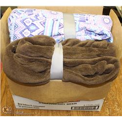 NEW MICRO PLUSH BLANKET 3PC REVERSIBLE QUILT SET