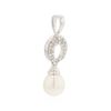 Image 2 : 14KT White Gold 0.10ctw Diamond and Pearl Pendant