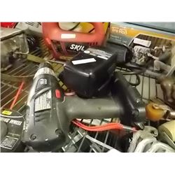 CRAFTSMAN DRILL, BATTERY & CHARGER - PS