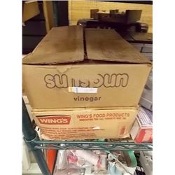 BOX OF HOT CHILI SAUCE & VINEGAR - 2 TTL