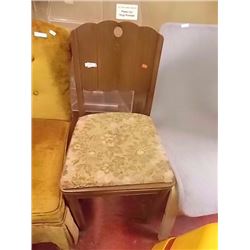 VINTAGE SIDE CHAIR