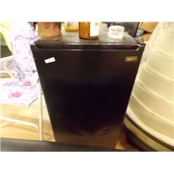 BAR FRIDGE - WORKING - BLACK