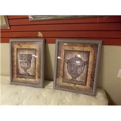 FRAMED ROMAN PRINTS - 2 TTL