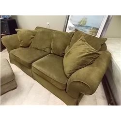 ROLLED ARM UPHOLSTERED COUCH WITH CUSIONS
