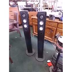 M MONSTER TOWER SPEAKERS - 2 TTL - PS