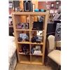 Image 1 : BOOK STAND CUBICAL - 5'