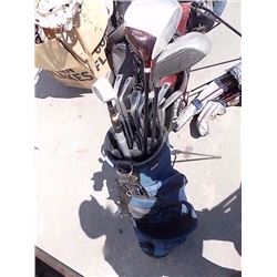 SET OF GOLF CLUBS & CART
