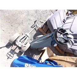 SET OF GOLF CLUBS & 2 CARTS & BAG