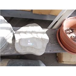 CONCRETE - STEPPING STONE - CLAW - MED