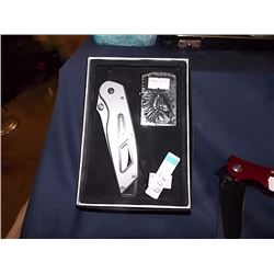 NEW FOLDING KNIFE WITH LIGHTER WITH INDIAN IMAGE