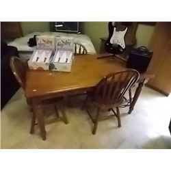 SOLID WOOD TABLE WITH 4 CHAIRS